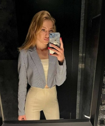 Арина, 21 год, 2 размер груди